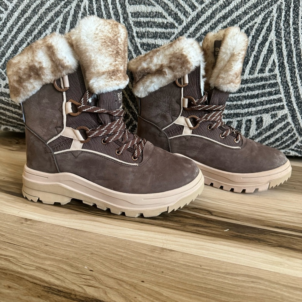 Roxy Alpine Collection Winter Snow Boots Faux Fur Lace Up Brown Womens 8.5 nwot